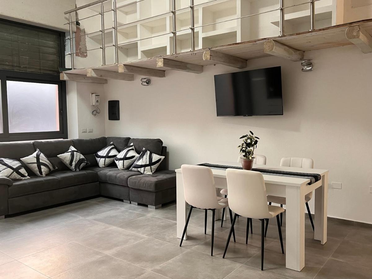Ferienwohnung Urban Charme Loft Dorgali Exterior foto